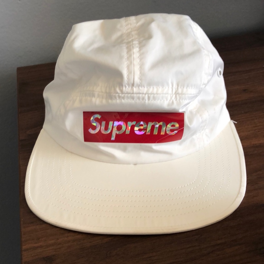 SUPREME 5 PANEL HAT